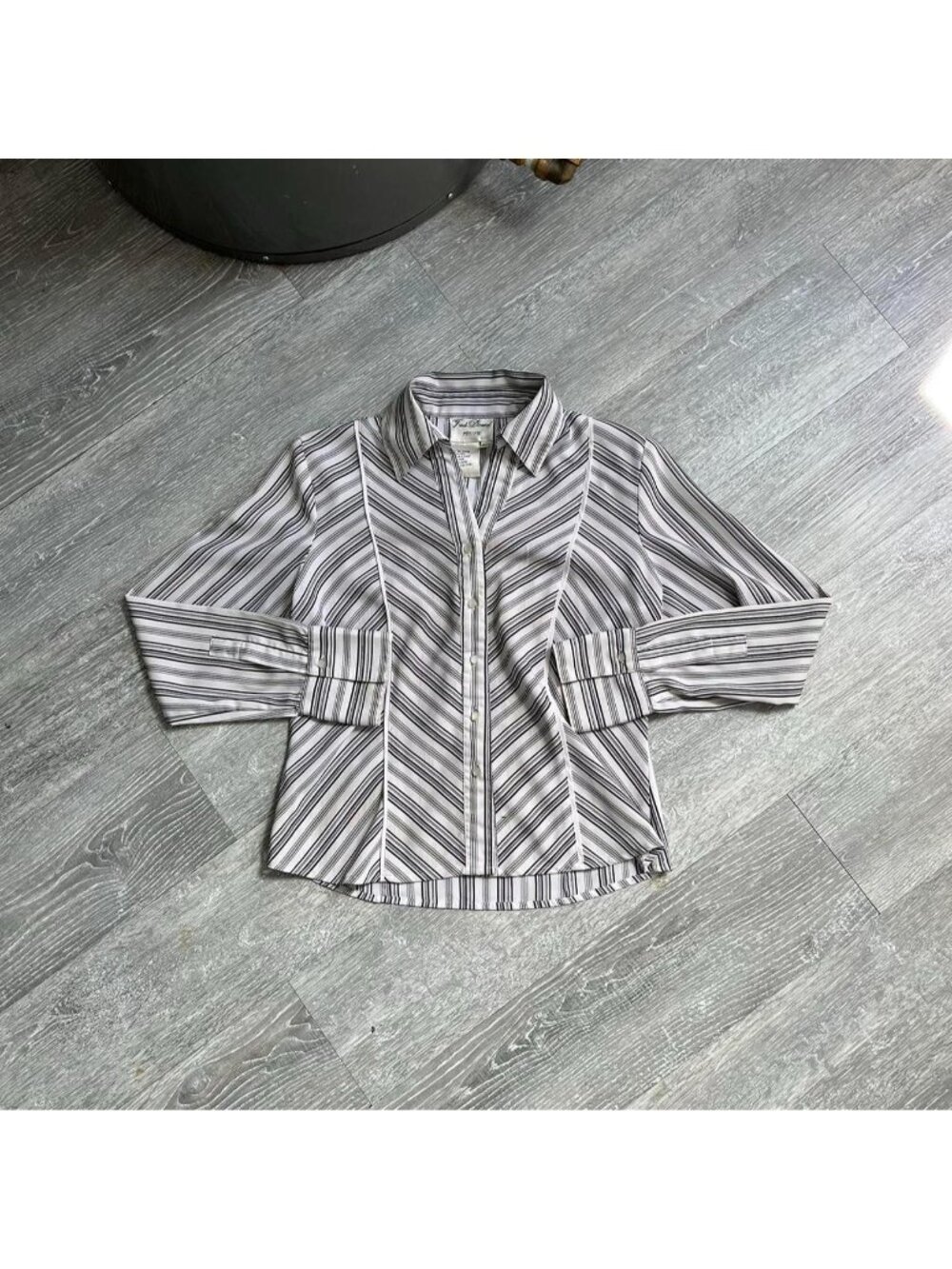White / Black / Grey Vintage 90’s “Fred David” Striped Button-Up Shirt